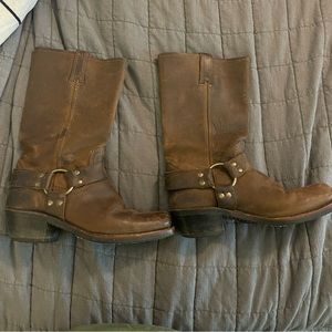 Women’s Harness 12R Frye Boots
